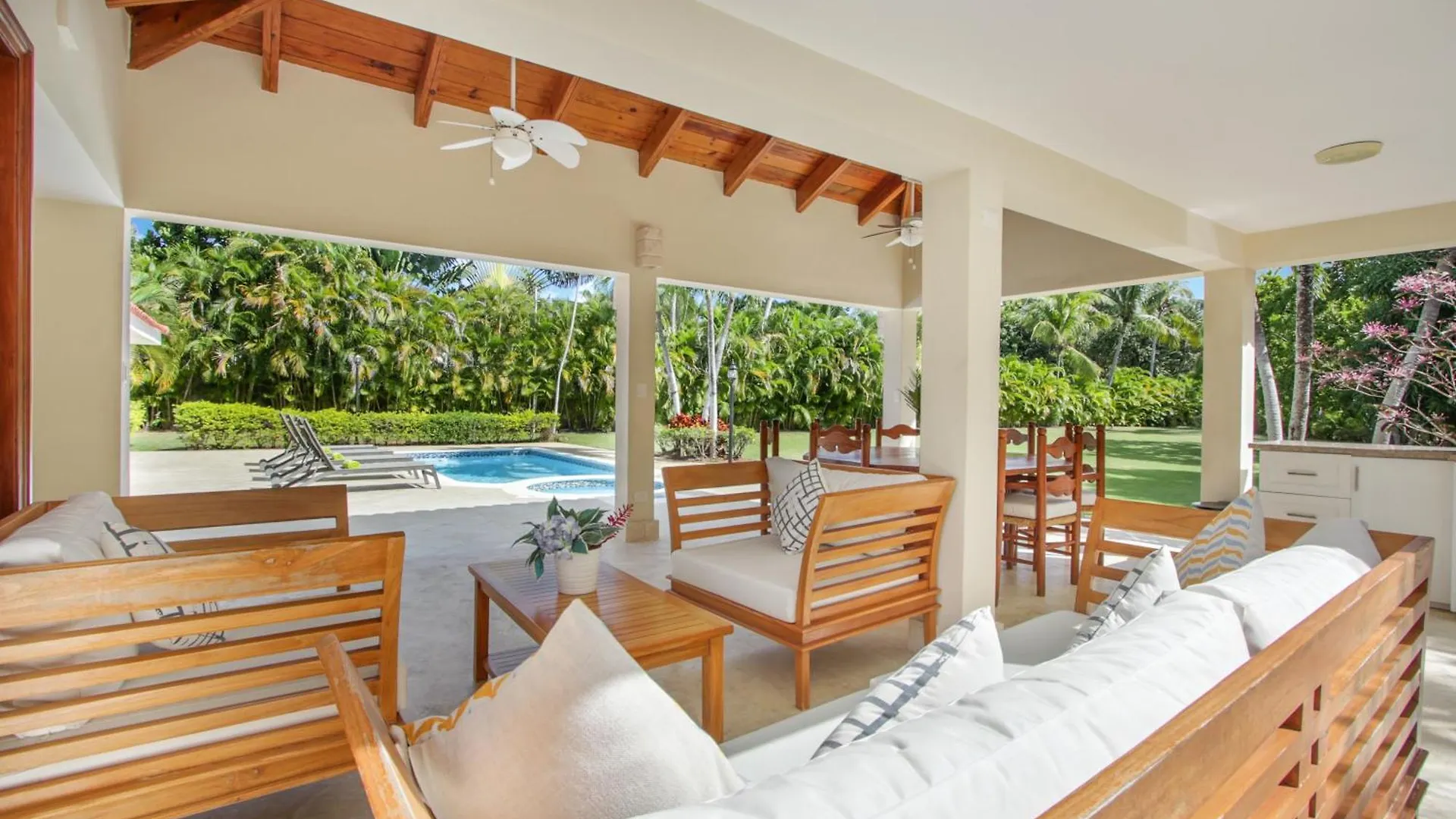Amazing Villa In Casa De Campo With Included In Price Maid And Waiter La Romana